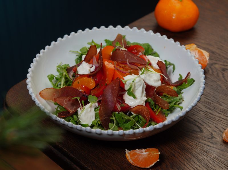 Arugula and prosciutto salad at Pizza inn